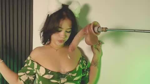 Snapshot of sophiie18__ chatting on 11-12-25, 08:41 sofi online show from 11-12-25, 08:41