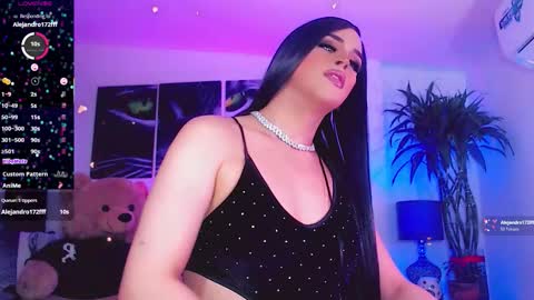 Sophie Sweet online show from 11-05-25, 12:49