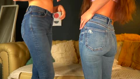 Snapshot of sophydiva chatting on 11-11-25, 06:24 Sophydiva online show from 11-11-25, 06:24