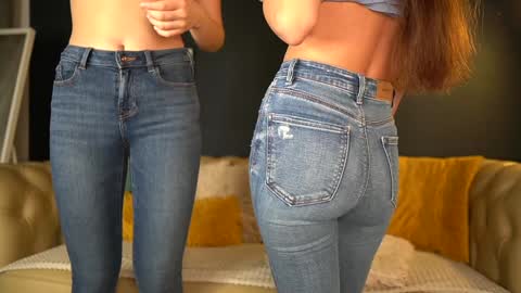 Snapshot of sophydiva chatting on 11-13-25, 06:23 Sophydiva online show from 11-13-25, 06:23