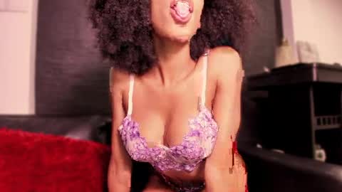 Snapshot of sophye_ebanov chatting on 04-03-26, 12:41 SEE U HERE OF online show from 04-03-26, 12:41