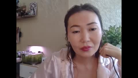 Snapshot of soraasia chatting on 04-17-26, 10:29 soraasia online show from 04-17-26, 10:29