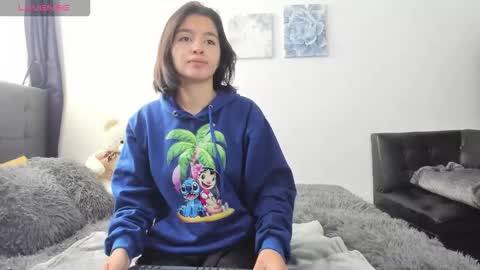 Snapshot of sorayalane chatting on 10-12-25, 04:28 sorayalane online show from 10-12-25, 04:28