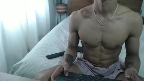 Snapshot of sornero777111 chatting on 10-05-25, 05:55 businessman online show from 10-05-25, 05:55