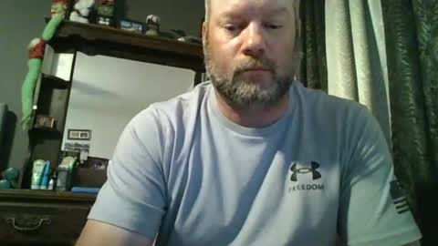 Snapshot of soro00421 chatting on 06-10-26, 02:27 soro00421 online show from 06-10-26, 02:27