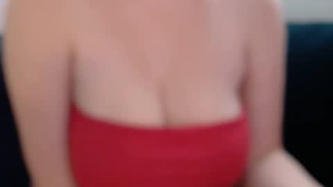 Snapshot of sosweetly chatting on 03-05-26, 07:10 Sweetly online show from 03-05-26, 07:10