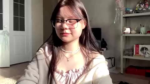 lily online show from 10-19-25, 05:30