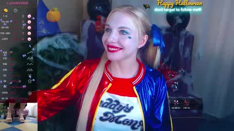 Lisa online show from 10-29-25, 07:10