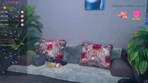 Lisa online show from 06-18-26, 02:23