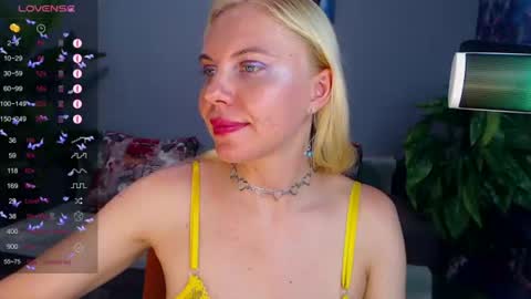 Lisa online show from 06-25-26, 05:12