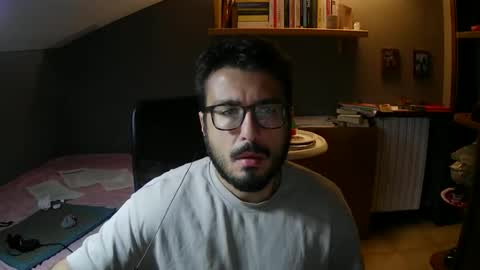 Snapshot of soulground77 chatting on 09-14-25, 08:52 Lucag88 online show from 09-14-25, 08:52