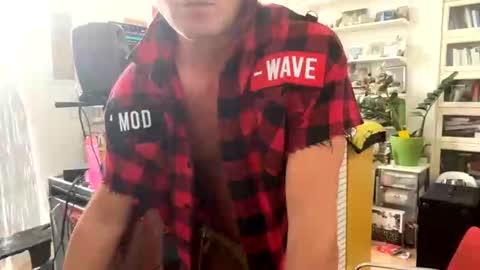 Snapshot of soulntribe chatting on 10-05-25, 10:35 Litchie69 online show from 10-05-25, 10:35