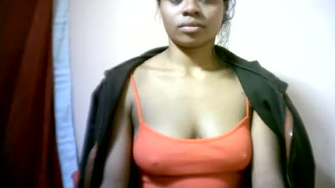 Snapshot of sourayaa chatting on 06-25-26, 05:39 sourayaa online show from 06-25-26, 05:39