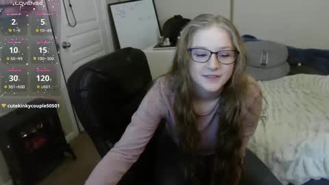 Snapshot of southerbunny chatting on 12-14-24, 12:12 Bunnydathug online show from 12-14-24, 12:12