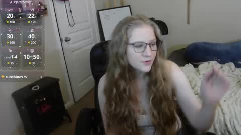 Snapshot of southerbunny chatting on 12-16-24, 11:33 Bunnydathug online show from 12-16-24, 11:33