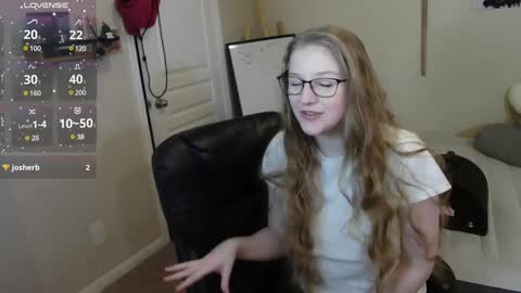 Snapshot of southerbunny chatting on 01-22-25, 10:50 Bunnydathug online show from 01-22-25, 10:50