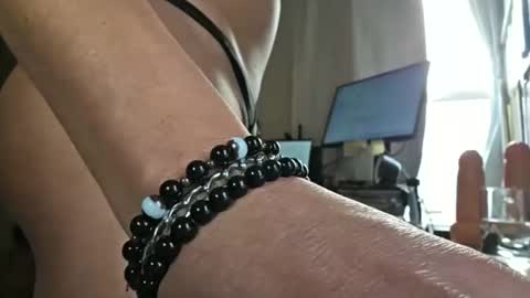 Snapshot of southernbones chatting on 01-09-26, 05:37 SOUTHERNBONES online show from 01-09-26, 05:37