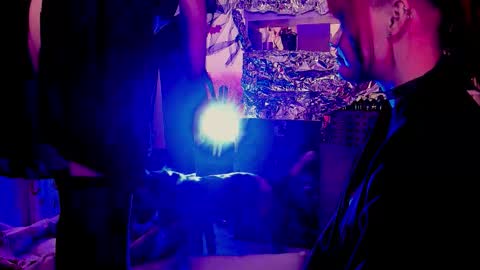 Snapshot of sova_energy chatting on 11-30-25, 03:54 Leah online show from 11-30-25, 03:54