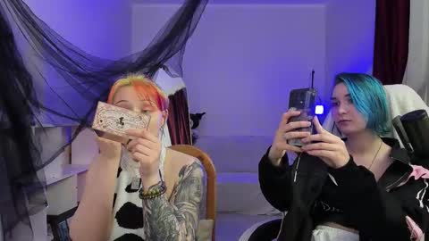 Snapshot of sova_energy chatting on 02-02-26, 05:22 Leah online show from 02-02-26, 05:22