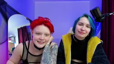 Snapshot of sova_energy chatting on 02-22-26, 03:32 Leah online show from 02-22-26, 03:32