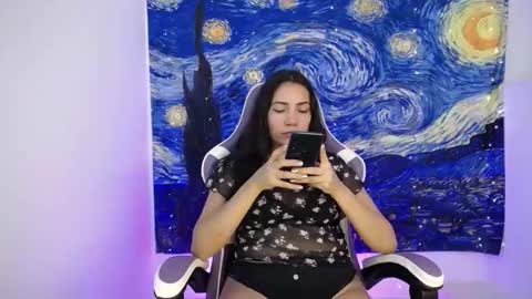 Snapshot of sowet00 chatting on 03-07-25, 02:25 Ana online show from 03-07-25, 02:25