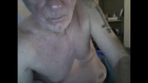 Snapshot of sox1957 chatting on 11-28-25, 08:55 sox1957 online show from 11-28-25, 08:55