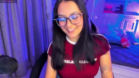 Lili online show from 12-04-25, 11:02