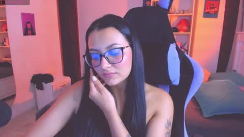 Lili online show from 06-02-26, 04:36