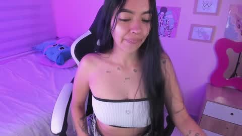 soy_gabrielaa online show from 06-05-26, 11:05