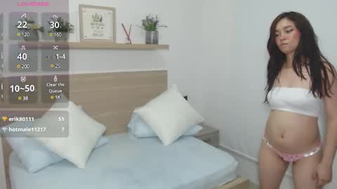 Snapshot of soy_mariana_ chatting on 02-18-25, 08:59 M A R I A N A online show from 02-18-25, 08:59