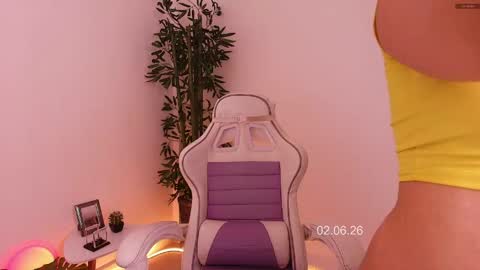 Snapshot of soy_mariana_ chatting on 06-03-26, 02:03 M A R I A N A online show from 06-03-26, 02:03