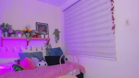 Sarah Valentina online show from 02-28-25, 09:58