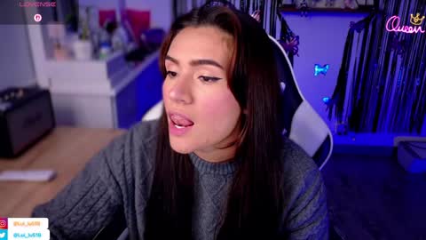 Luisa    online show from 04-15-26, 09:37