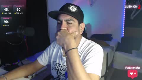 Snapshot of soyelcarlitos chatting on 09-16-25, 03:18 El Carlitos online show from 09-16-25, 03:18