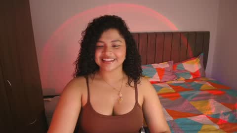 Snapshot of soynerea chatting on 05-15-26, 02:29 online show from 05-15-26, 02:29