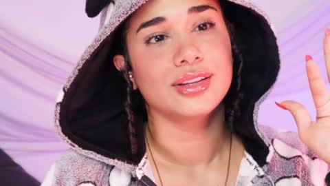 You want to talk to me more personal follow me in My Channel VIP  50 the discount       online show from 03-07-25, 08:56