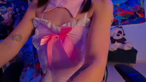 Snapshot of space__kittyy chatting on 01-07-25, 07:31 Val online show from 01-07-25, 07:31