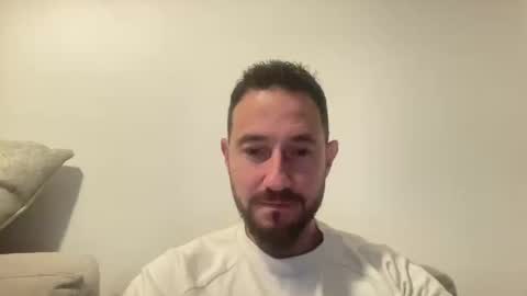 spainmenhot69 online show from 12-28-24, 07:33