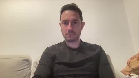 spainmenhot69 online show from 01-10-25, 07:11