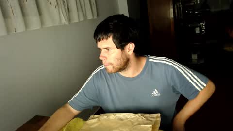 Snapshot of spanishboytenerife chatting on 02-15-25, 08:01 spanish online show from 02-15-25, 08:01