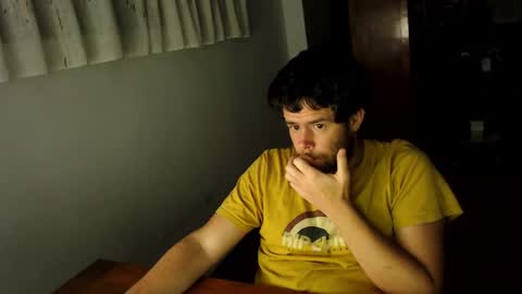 Snapshot of spanishboytenerife chatting on 02-26-25, 08:33 spanish online show from 02-26-25, 08:33