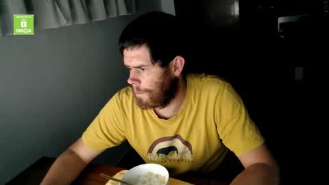 Snapshot of spanishboytenerife chatting on 11-17-25, 05:35 spanish online show from 11-17-25, 05:35