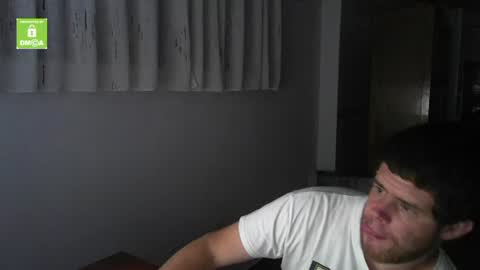 Snapshot of spanishboytenerife chatting on 07-10-26, 08:44 spanish online show from 07-10-26, 08:44