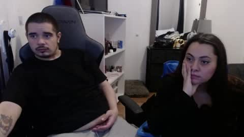 Snapshot of spanishcouple4255 chatting on 03-22-26, 09:40 spanishcouple4255 online show from 03-22-26, 09:40