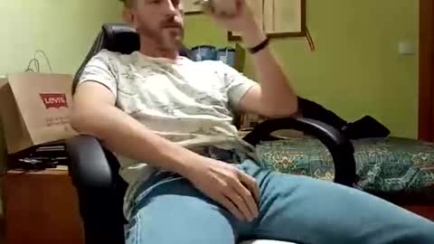 Manu  online show from 10-19-25, 08:31