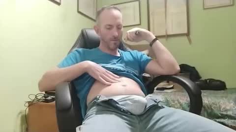 Manu  online show from 11-22-25, 04:39