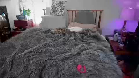 Snapshot of spankamber chatting on 10-10-25, 10:53 AmberSpanks online show from 10-10-25, 10:53