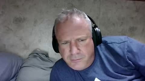 Snapshot of spankmebitches1 chatting on 02-13-26, 04:47 Slave online show from 02-13-26, 04:47