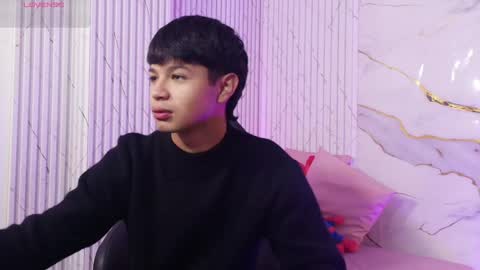 Snapshot of spark_tay chatting on 05-13-26, 02:42 spark_tay online show from 05-13-26, 02:42