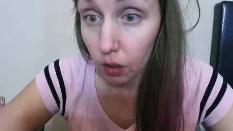 Tip 1 token  Follow me on instagram  Sparkle pinuppp online show from 02-07-25, 08:33